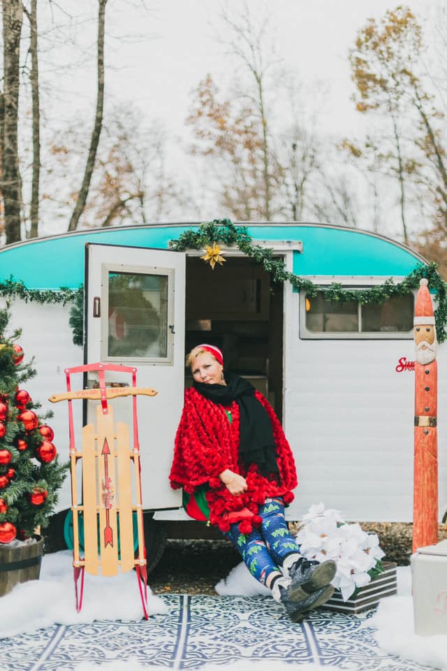 A Vintage Trailer Christmas | 6 Vintage Trailers to Inspire